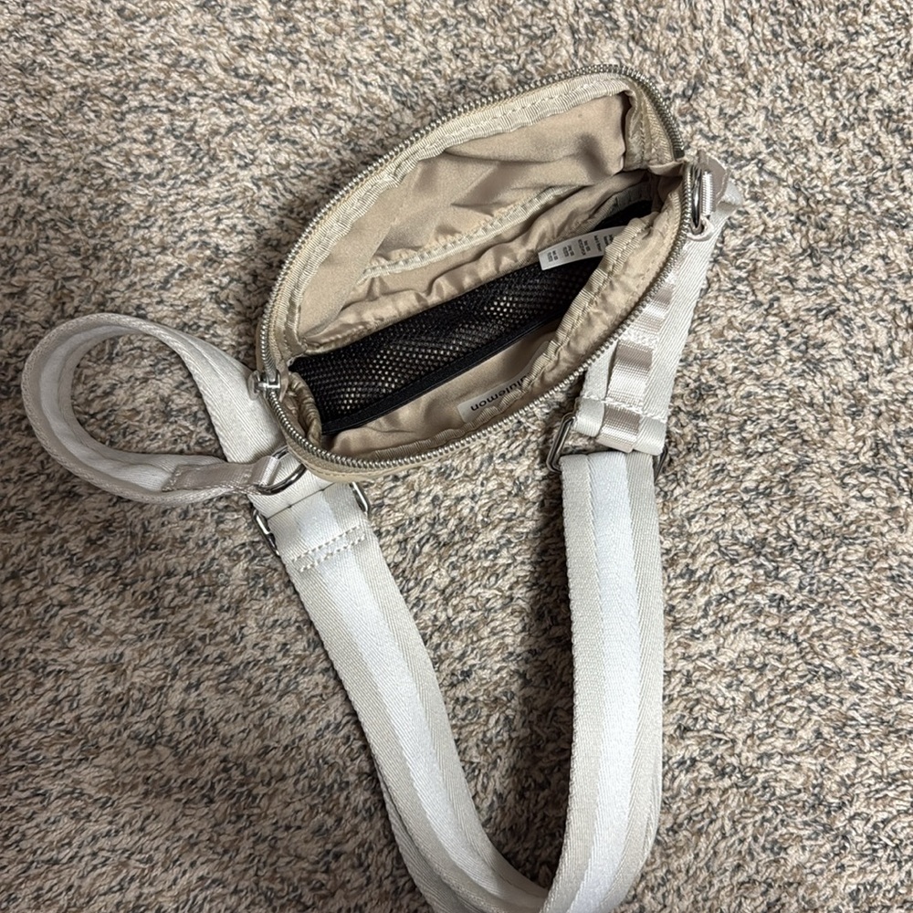 lululemon athletica Cream Crossbody Bag with Striped Tan Strap - Picture 5 of 5